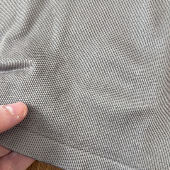 Express Ribbed Tank - Picture 6 of 7